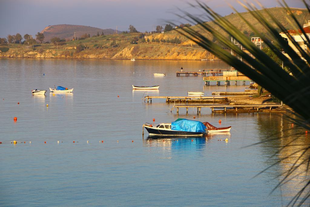 Foca Kumsal Hotel מראה חיצוני תמונה