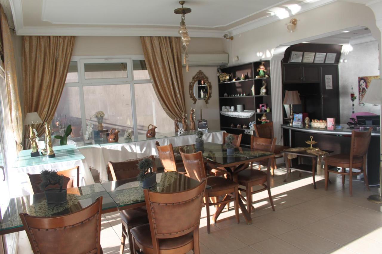 Foca Kumsal Hotel מראה חיצוני תמונה